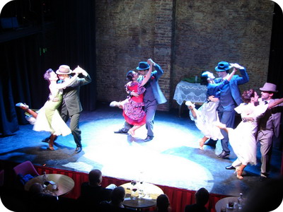 La Carbonera Tango Show San Telmo dancers with elaborated choreography