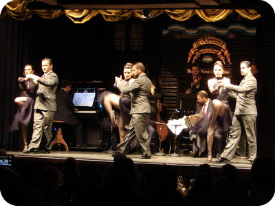 La Ventana Show de Tango cuerpo de baile La Ventana Show de Tango en San Telmo cuerpo de baile del espectaculo